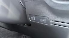 Volvo Xc40 1.5 T3 [163] R DESIGN 5dr Geartronic Petrol Estate